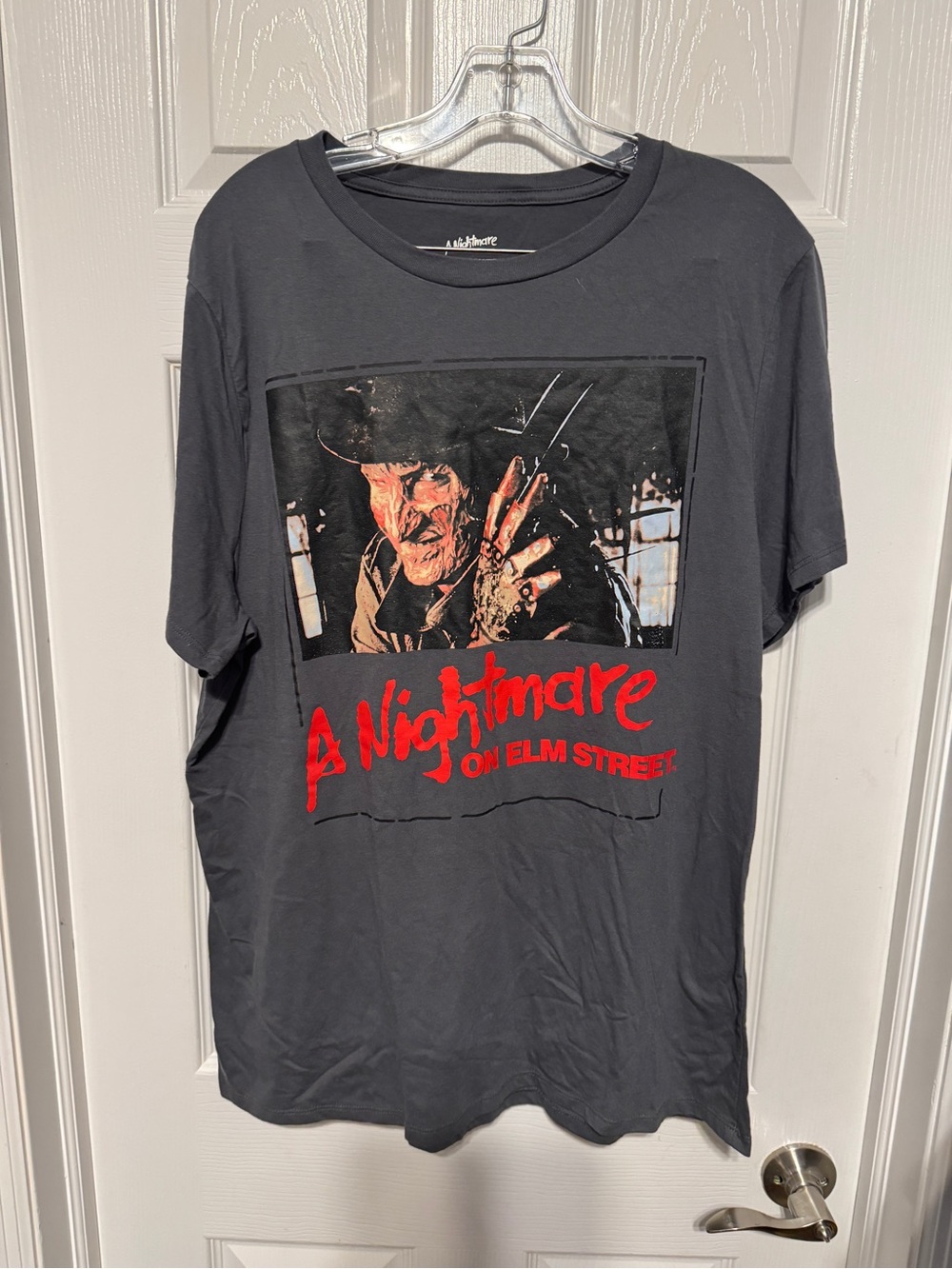 4/$20🎉A nightmare on Elm Street Tee XL
